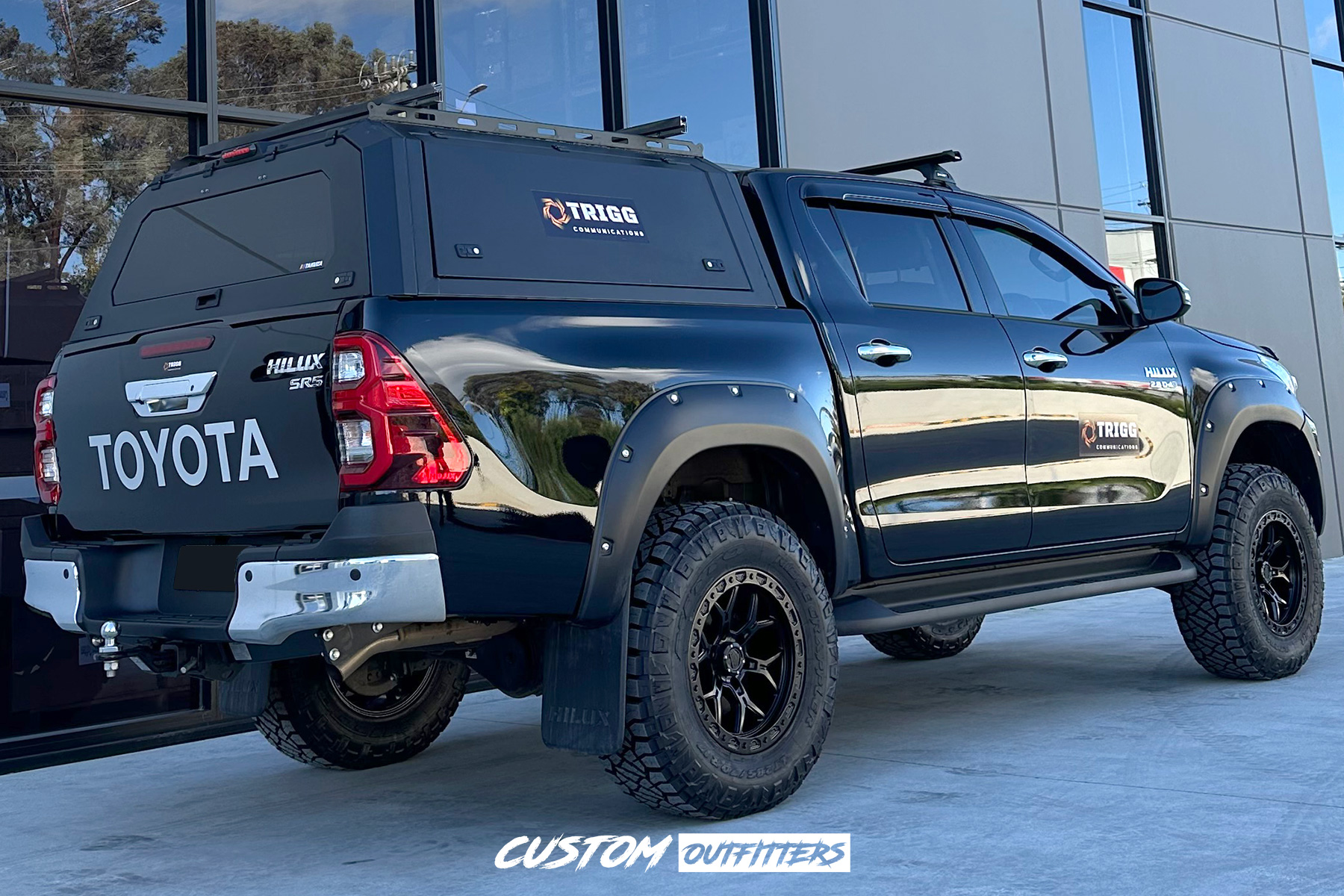 Toyota Hilux SR5 Build